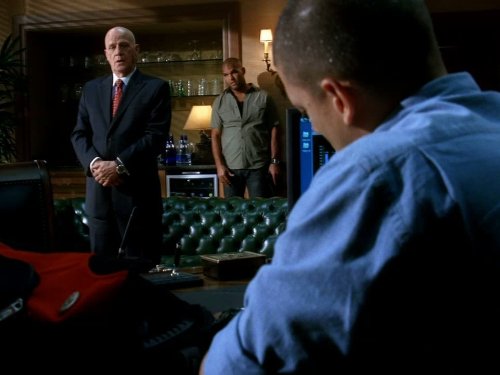 MV5BMTU2MDQ1OTA2Nl5BMl5BanBnXkFtZTgwNTU4Mjk0MjE@._V1_