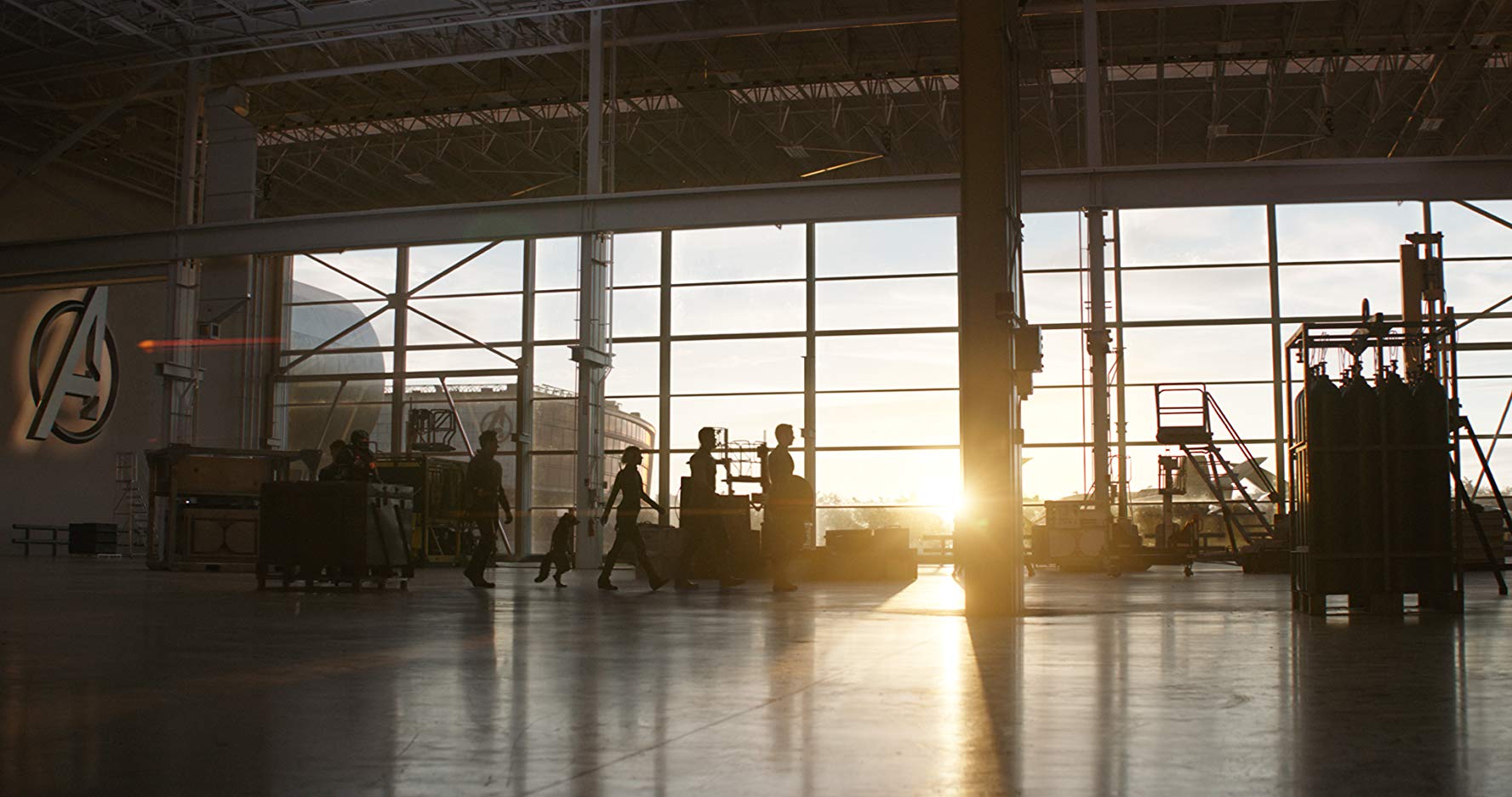 MV5BYWRmNzBjZTUtMDAxNS00MThmLWE0OTEtNGIyMzQxNDgyMzU5XkEyXkFqcGdeQXVyNjg2NjQwMDQ@._V1_SX1777_CR0,0,1777,937_AL_